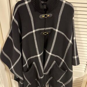 London Fog Black and White Plaid Women's Poncho